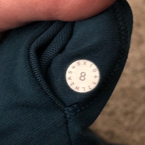 Lululemon Invigorate Long Line Bra - Picture 4 of 5